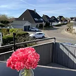 2 Apartment *